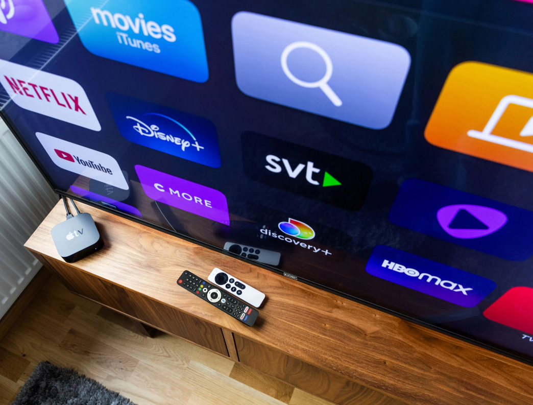 Everest TV with streaming apps